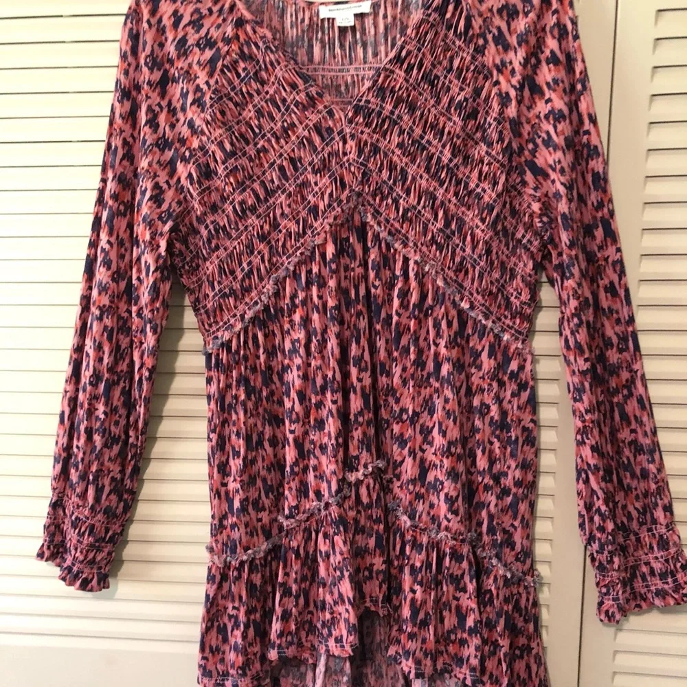 BeachLunchLounge Collection Long Sleeve Ladies Tunic Top Size Large.